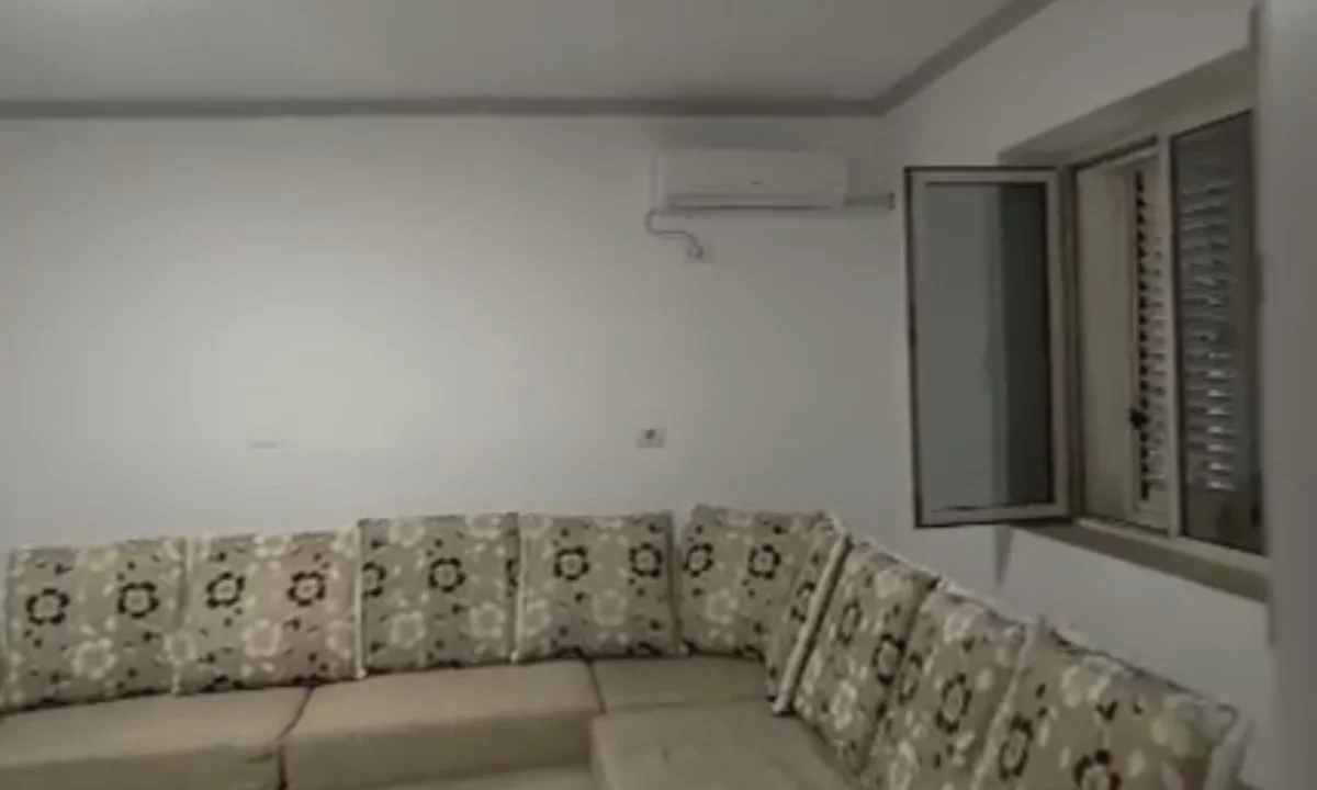 Shtepi me qera Apartament ne Tirane, 1+1, Mobilimi E mobiluar, Pagesa 45,000  Leke.