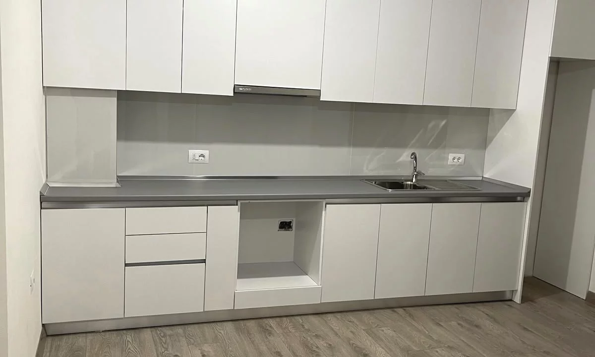 Shtepi me qera Apartament ne Tirane, 1+1, Mobilimi Bosh, pa mobiluar, Pagesa 350  Euro.