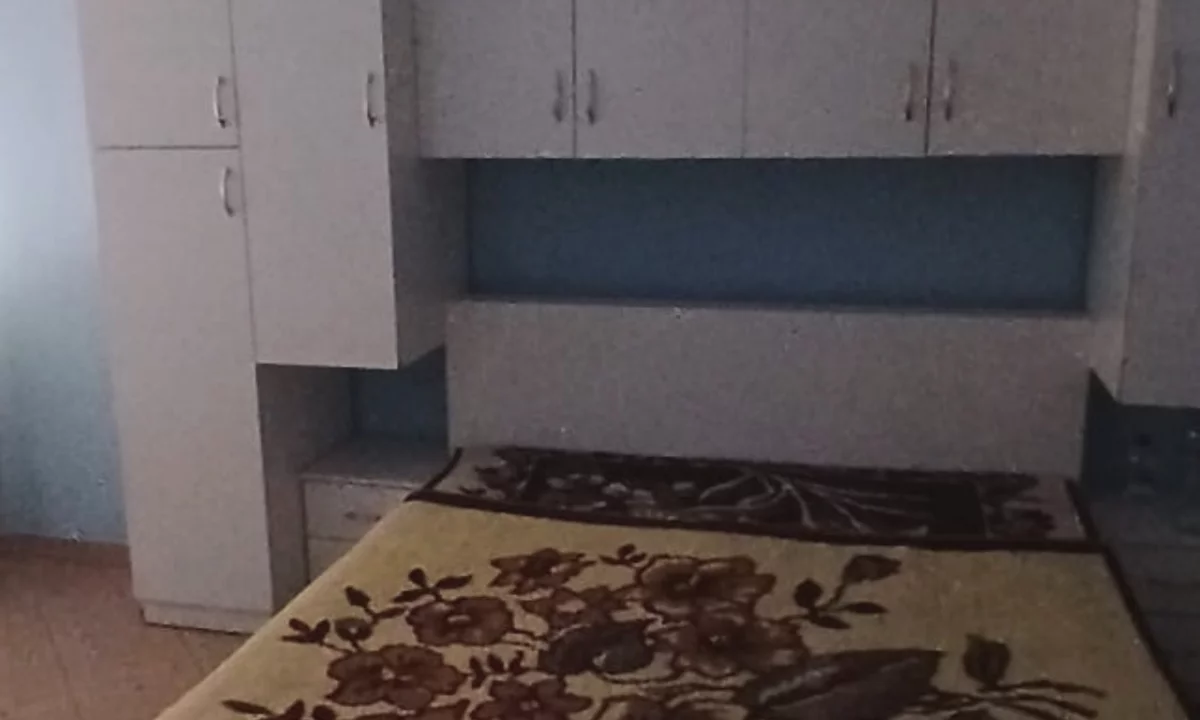 Shtepi me qera Apartament ne Tirane, 1+1, Mobilimi E mobiluar, Pagesa 40,000  Leke.