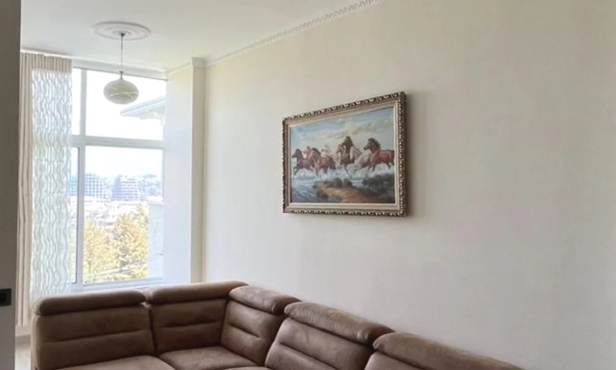 Shtepi me qera Apartament ne Tirane, 2+1, Mobilimi E mobiluar, Pagesa 50,000  Leke.