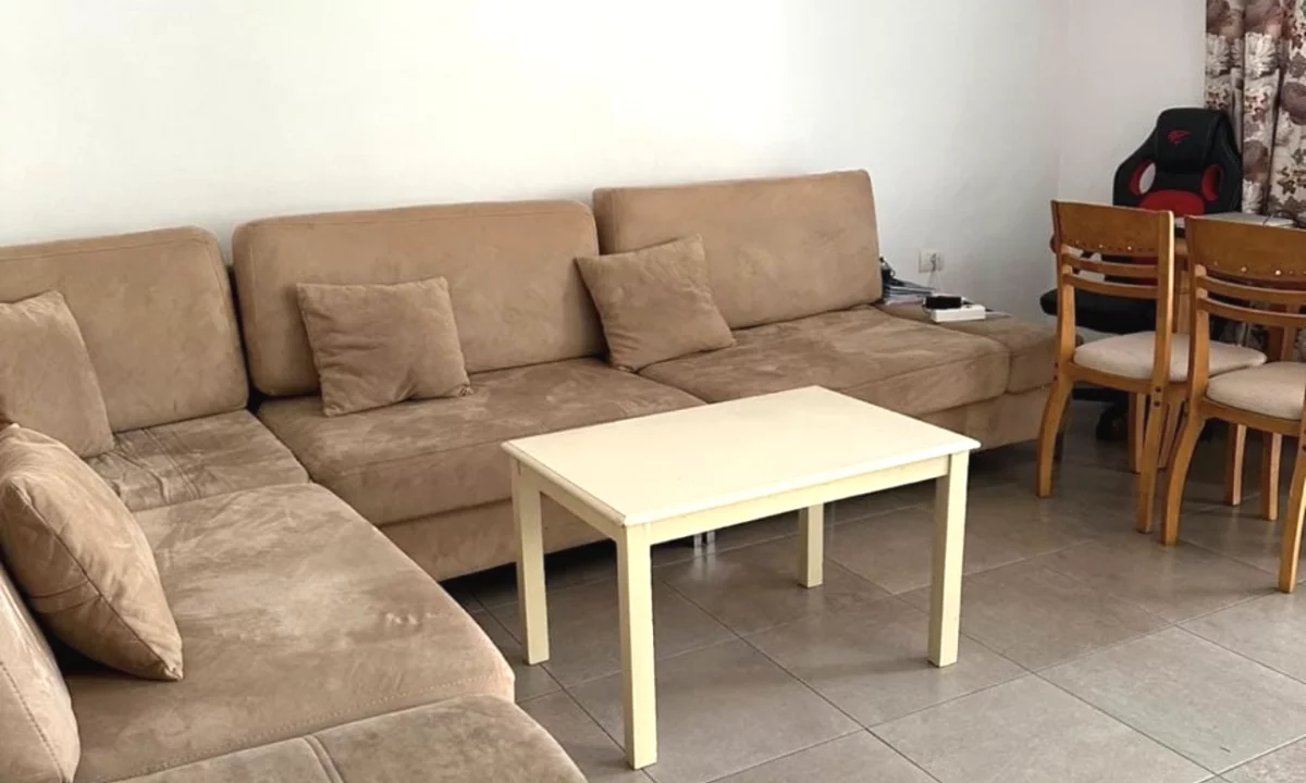 Shtepi me qera Apartament ne Tirane, 2+1, Mobilimi E mobiluar, Pagesa 55,000  Leke.
