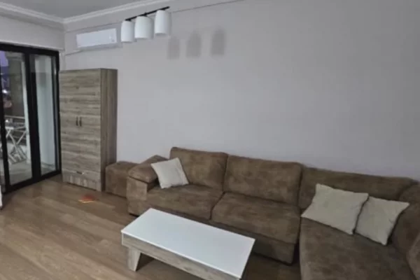 Apartament me qera 1+1 Astir 