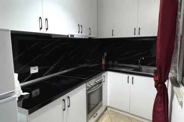 Apartament me qera 1+1 Astir 