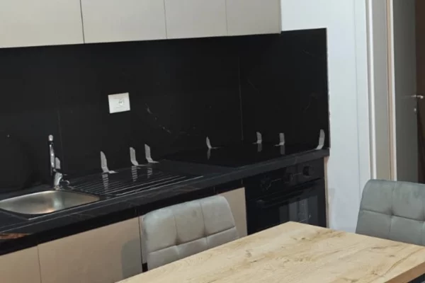 🏡 Jepet me Qera Apartament 1+1 ne Fresk – Rezidenca “Oxa”