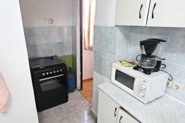 Apartament me qera 1+1 Shkolla e Bashkuar 