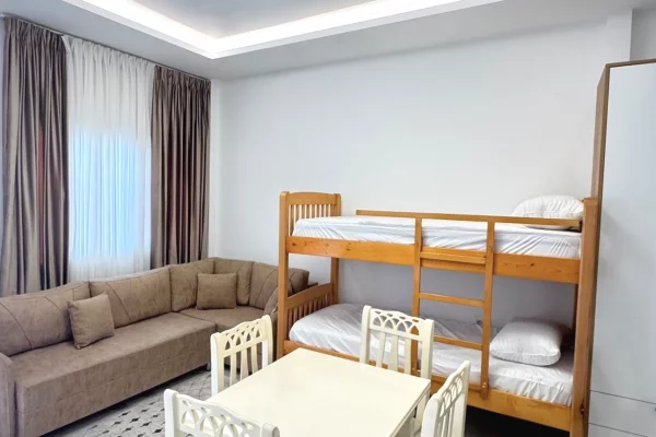 Shtepi me qera Garsoniere ne Tirane - 40,000 Leke
