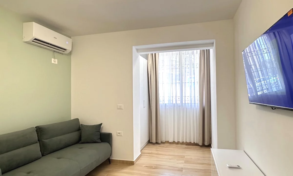 Shtepi me qera Apartament ne Tirane, 1+1, Mobilimi E mobiluar, Pagesa 50,000  Leke.