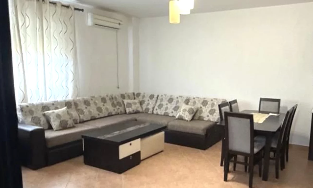 Shtepi me qera Apartament ne Tirane, 2+1, Mobilimi E mobiluar, Pagesa 45,000  Leke.