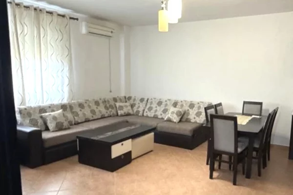 Shtepi me qera 2+1 ne Tirane - 45,000 Leke