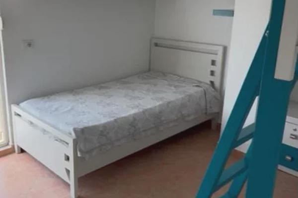 Shtepi me qera Apartament ne Tirane, 2+1, Mobilimi E mobiluar, Pagesa 45,000  Leke.