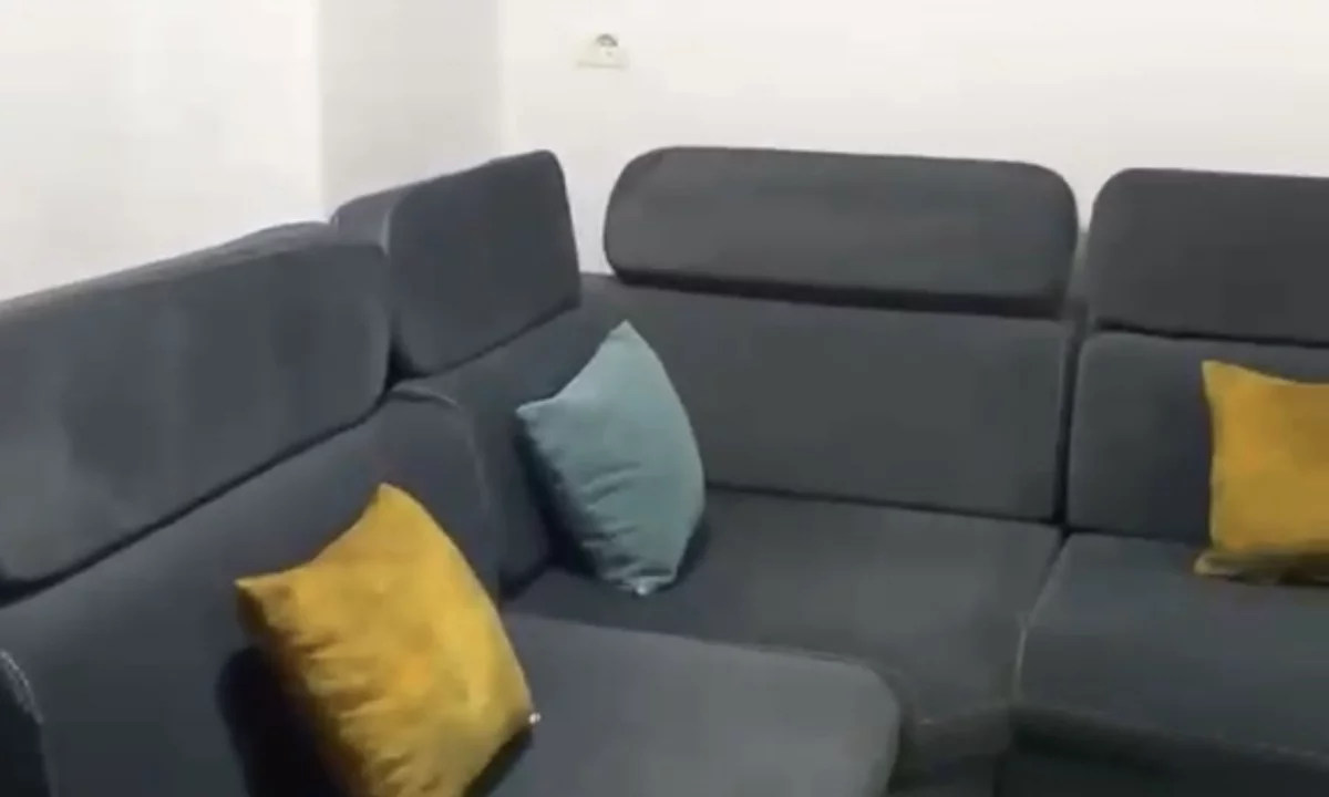 Shtepi me qera Apartament ne Tirane, 3+1, Mobilimi E mobiluar, Pagesa 45,000  Leke.