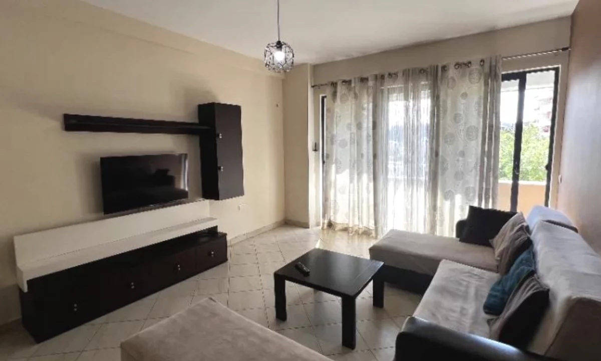 Shtepi me qera Apartament ne Tirane, 2+1, Mobilimi E mobiluar, Pagesa 55,000  Leke.