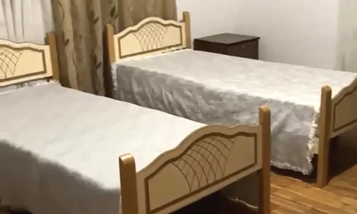Shtepi me qera Apartament ne Tirane, 2+1, Mobilimi E mobiluar, Pagesa 45,000  Leke.