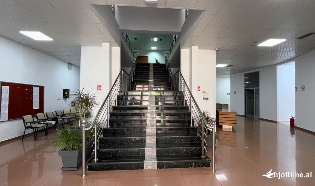 Jepet  Godine me qera 