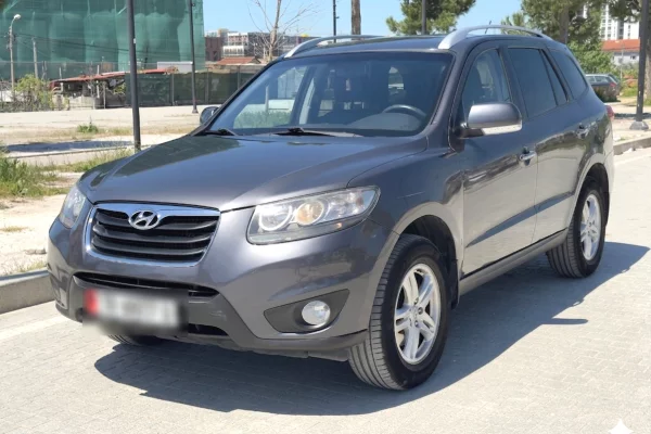 Makina ne shitje ne Tirane - 6,700 Euro