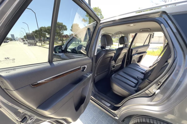 Makina ne shitje ne Tirane, Hyundai, 2010 Diesel,Kambio Automatik Pagesa 6,700  Euro.