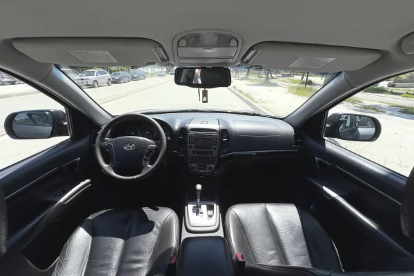 Makina ne shitje ne Tirane, Hyundai, 2010 Diesel,Kambio Automatik Pagesa 6,700  Euro.