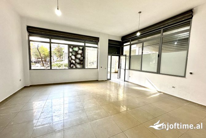 Business Property in Sale 1+1 in Tirana - 90,000 Euro