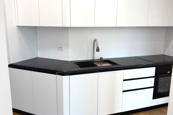 Shtepi me qera Apartament ne Tirane, 1+1, Mobilimi E mobiluar, Pagesa 700  Euro.