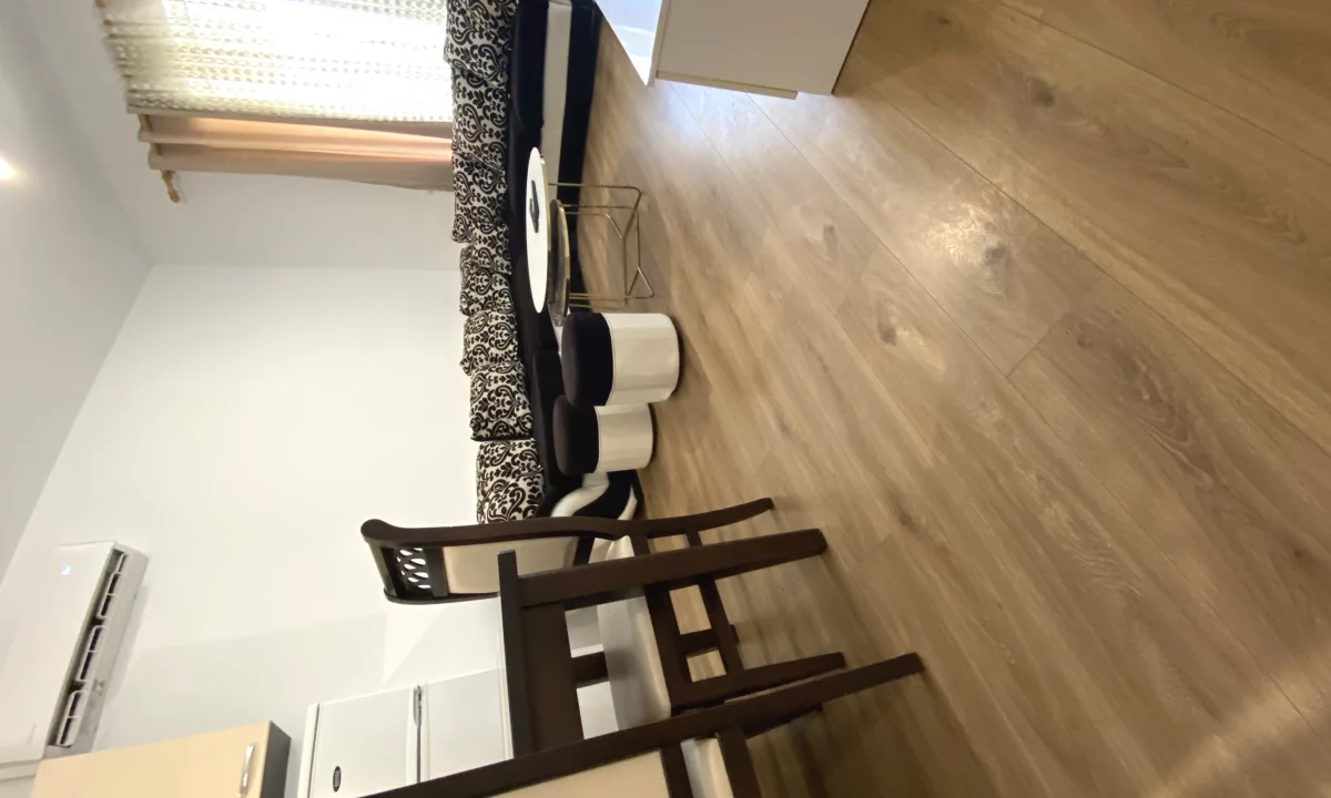 Shtepi me qera Apartament ne Tirane, 2+1, Mobilimi E mobiluar, Pagesa 500  Euro.