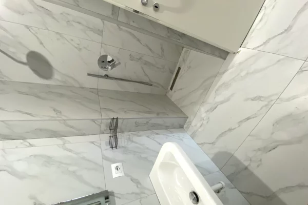 Shtepi me qera Apartament ne Tirane, 2+1, Mobilimi E mobiluar, Pagesa 500  Euro.