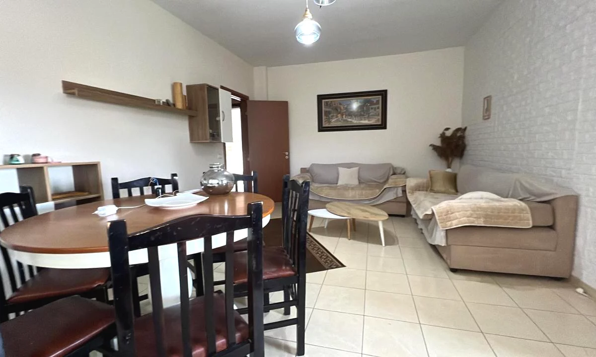 Shtepi me qera Apartament ne Tirane, 1+1, Mobilimi E mobiluar, Pagesa 30,000  Leke.