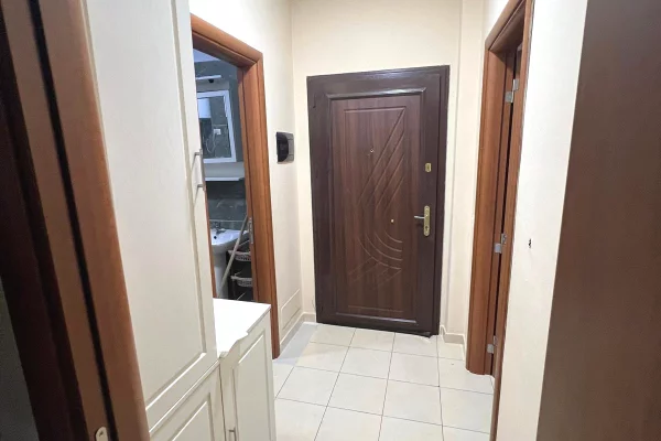Shtepi me qera Apartament ne Tirane, 1+1, Mobilimi E mobiluar, Pagesa 30,000  Leke.