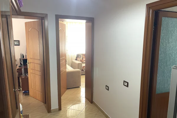 Shtepi ne shitje 1+1 ne Berat - 63,000 Euro
