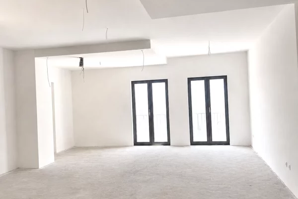 🏢 Jepet me Qera Ambient Premium te Kompleksi Delijorgji – 250m2