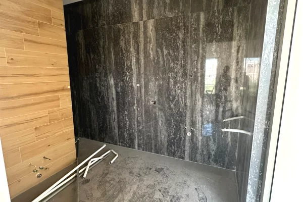 Ambient biznesi me qera 1+1 ne Tirane - 2,500 Euro
