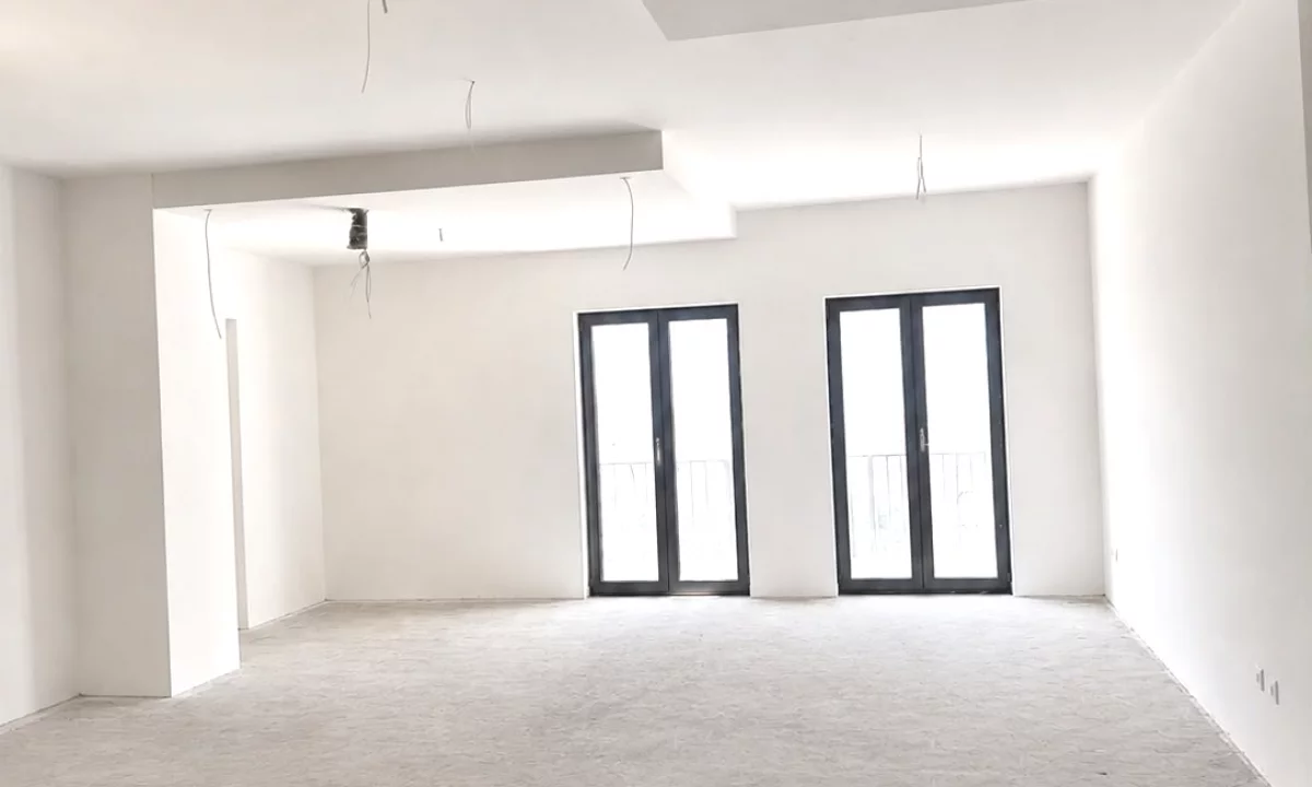 🏢 Jepet me Qera Ambient Premium te Kompleksi Delijorgji – 250m2