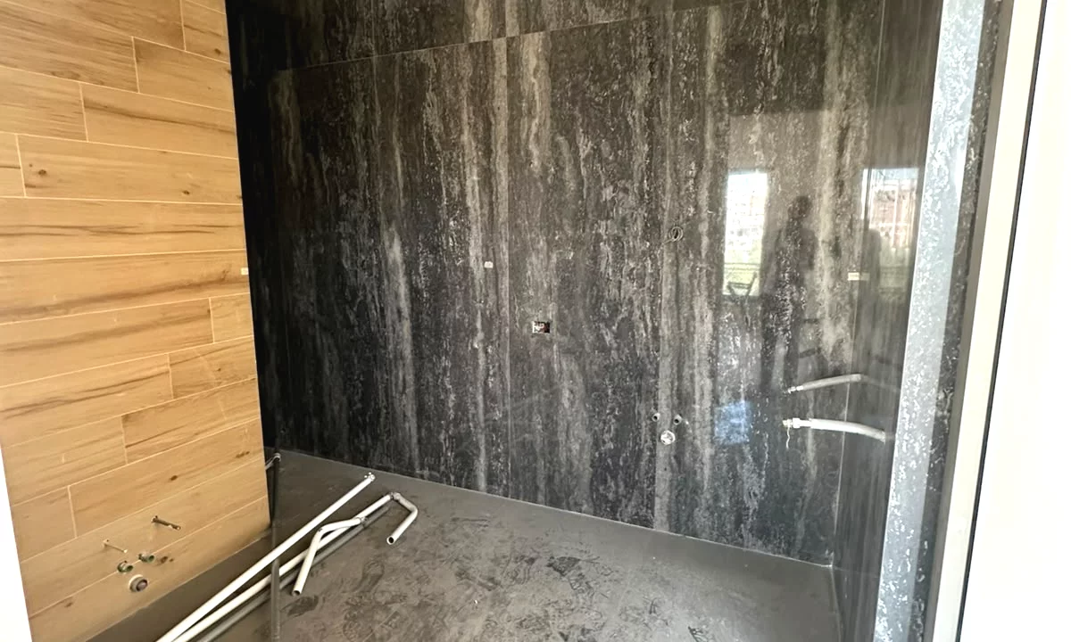 🏢 Jepet me Qera Ambient Premium te Kompleksi Delijorgji – 250m2