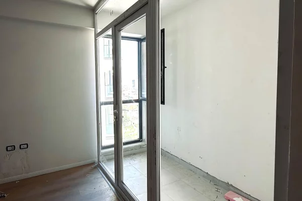 Shtepi ne shitje Apartament ne Tirane, 2+1, Mobilimi Bosh, pa mobiluar, Pagesa 146,600  Euro.