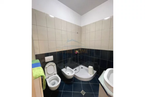 Shtepi me qera Apartament ne Tirane, 2+1, Mobilimi E mobiluar, Pagesa 750  Euro.
