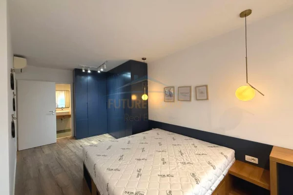 Shtepi me qera Apartament ne Tirane, 2+1, Mobilimi E mobiluar, Pagesa 880  Euro.