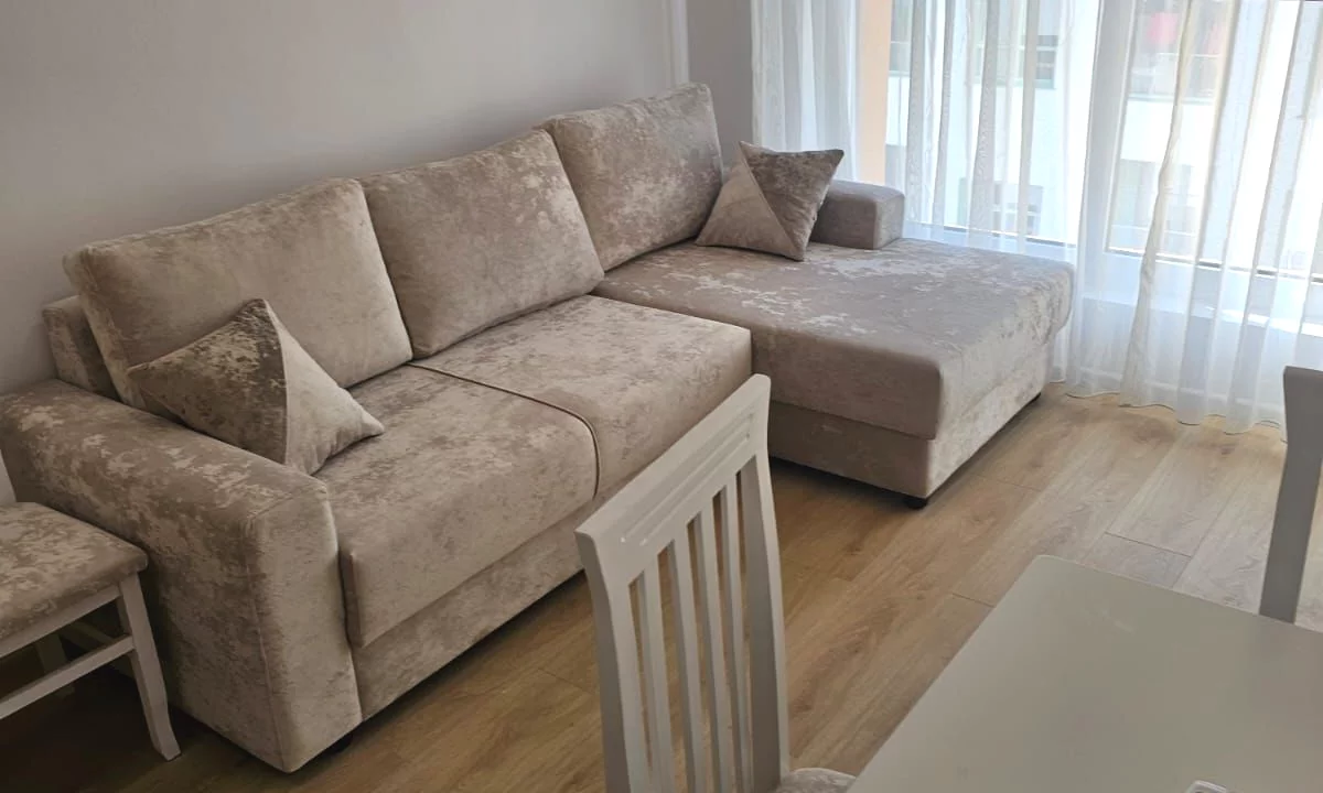 Shtepi me qera Apartament ne Tirane, 1+1, Mobilimi E mobiluar, Pagesa 40,000  Leke.