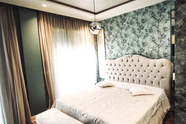 Shtepi me qera Apartament ne Tirane, 2+1, Mobilimi E mobiluar, Pagesa 1,803  Euro.