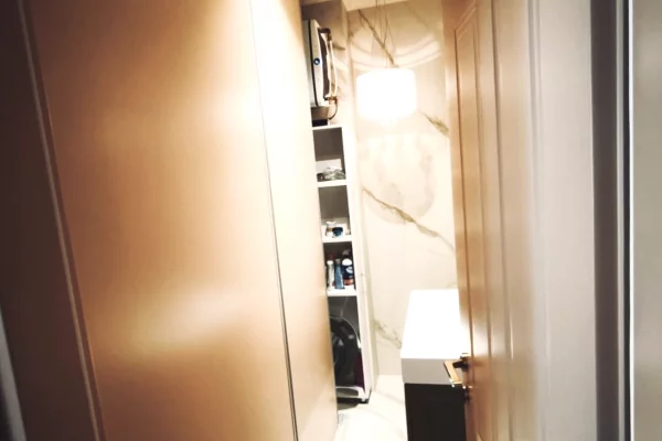 Shtepi me qera Apartament ne Tirane, 2+1, Mobilimi E mobiluar, Pagesa 1,803  Euro.