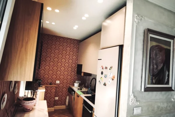 Shtepi me qera Apartament ne Tirane, 2+1, Mobilimi E mobiluar, Pagesa 1,803  Euro.