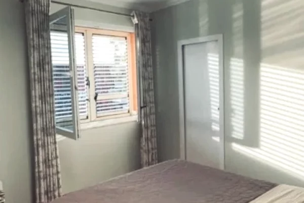 Shtepi me qera Apartament ne Tirane, 2+1, Mobilimi E mobiluar, Pagesa 1,501  Euro.
