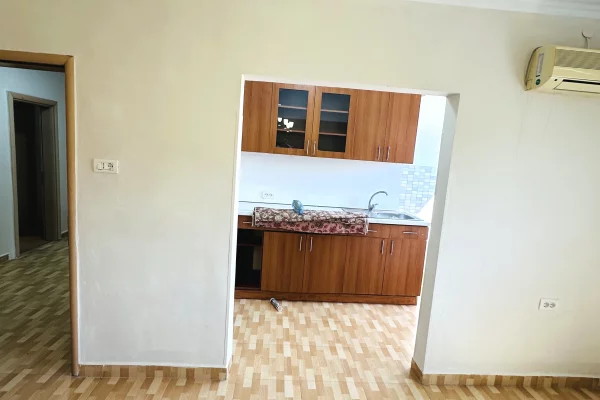Shtepi ne shitje Apartament ne Tirane, 1+1, Mobilimi E mobiluar, Pagesa 11,500,050  Leke.