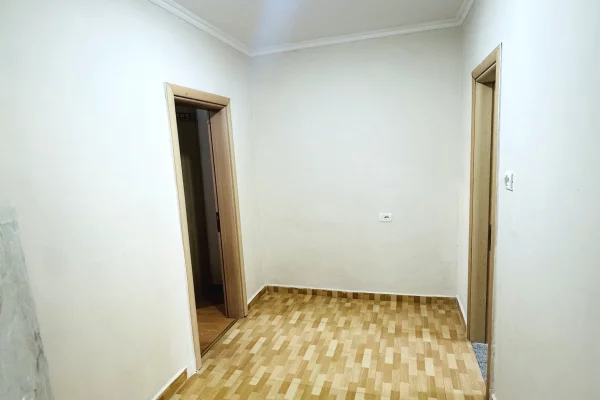Shtepi ne shitje Apartament ne Tirane, 1+1, Mobilimi E mobiluar, Pagesa 11,500,050  Leke.