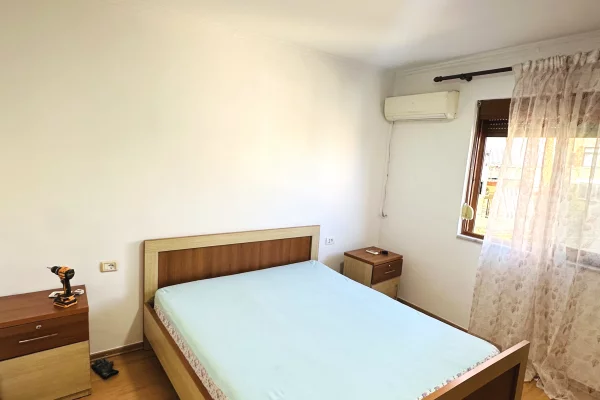 Shtepi ne shitje Apartament ne Tirane, 1+1, Mobilimi E mobiluar, Pagesa 11,500,050  Leke.