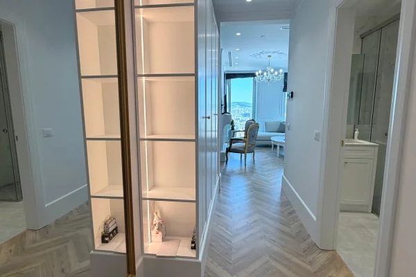 Shtepi me qera Apartament ne Tirane, 2+1, Mobilimi E mobiluar, Pagesa 3,501  Euro.