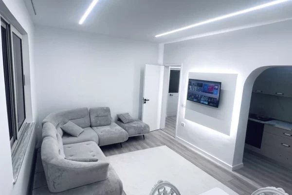 🏡 JEPET ME QIRA APARTAMENT 1+1 – 21 DHJETORI