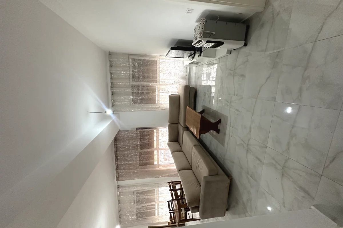 Shtepi me qera Apartament ne Tirane, 2+1, Mobilimi E mobiluar, Pagesa 45,000  Leke.