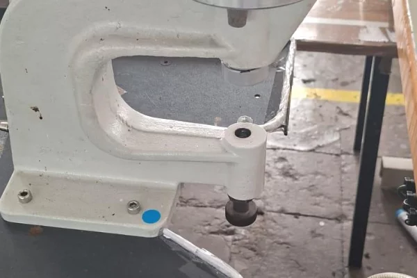 Shitet linje prodhimi rrobaqepsie - mbyllje biznesi