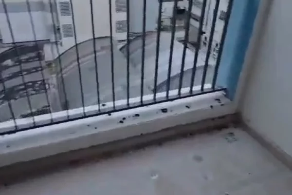 Shtepi ne shitje Apartament ne Durres, 2+1, Mobilimi Bosh, pa mobiluar, Pagesa 160,000  Euro.