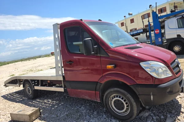 Makina ne shitje ne Durres - 13,750 Euro