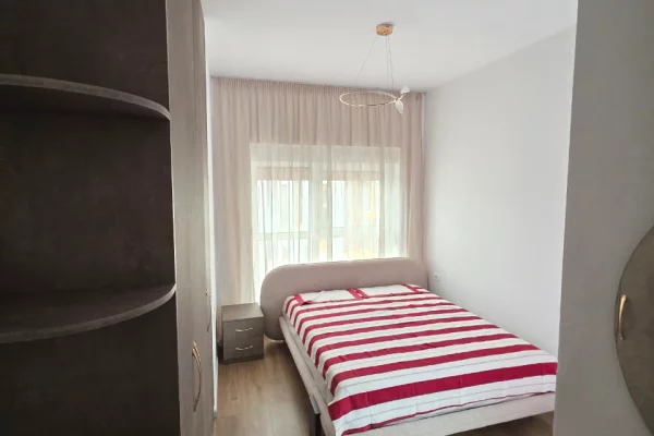 Shtepi me qera Apartament ne Tirane, 2+1, Mobilimi E mobiluar, Pagesa 50,000  Leke.